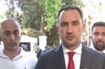Ο Αλέξης Χαρίτσης εγκατέλειψε τη δεξίωση για την αποκατάσταση της Δημοκρατίας