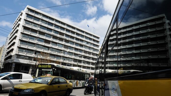 Προϋπολογισμός: Πρωτογενές πλεόνασμα 4,67 δισ. ευρώ στο εξάμηνο – Σχεδόν διπλάσιο από το αναμενόμενο
