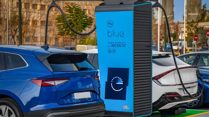 ΔΕΗ blue: Ευρωπαϊκή επιχορήγηση για ανάπτυξη σταθμών ταχυφόρτισης σε Ελλάδα και Ρουμανία