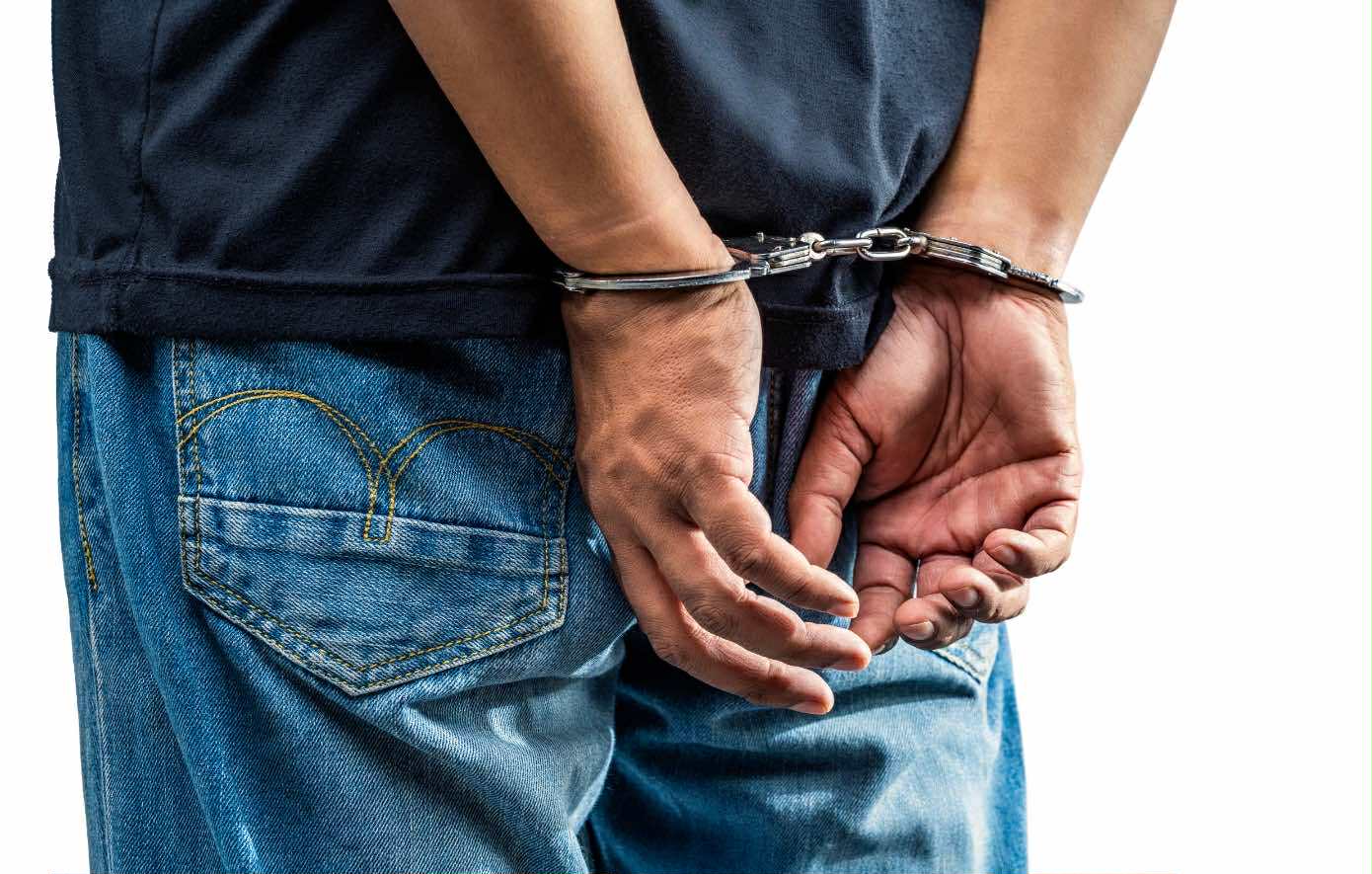 Καυτοί διάλογοι του αστυνομικού TikToker: «Θα έπινα και θα κοιμόμουν μετά από τρεις μέρες, ακόμα κι αν δούλευα 15 ώρες»