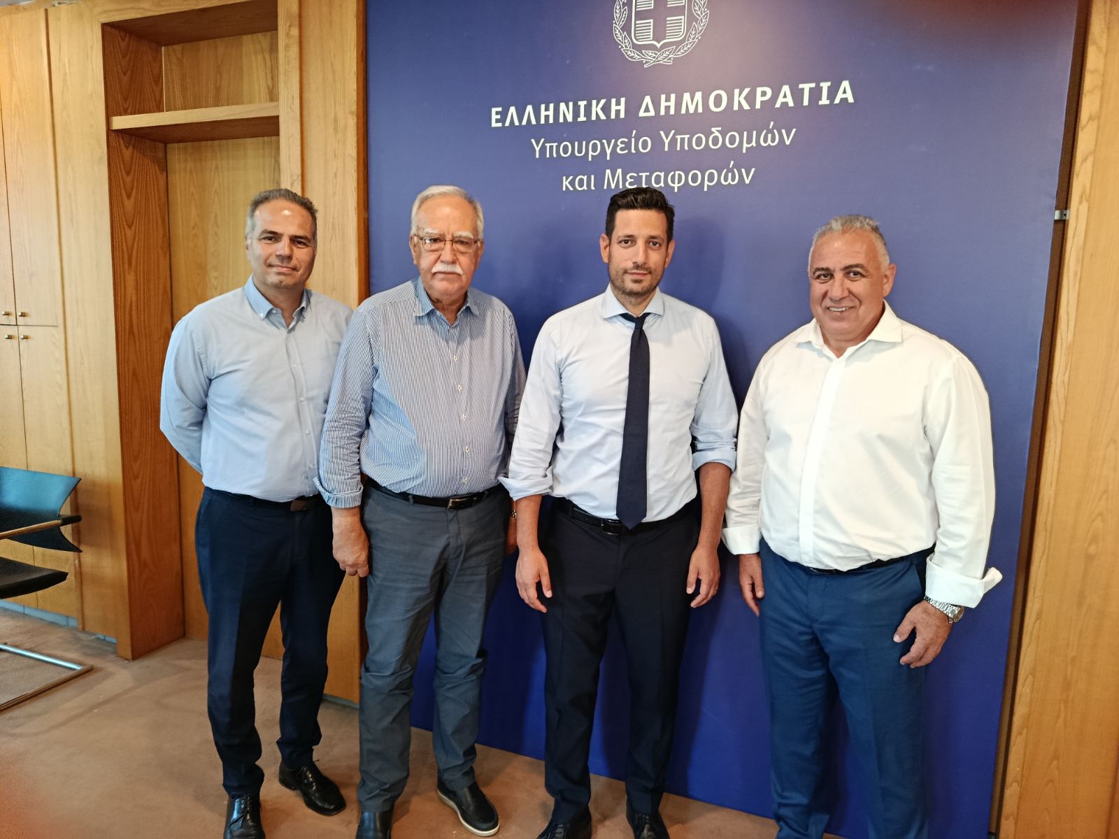 Σύσκεψη Δημάρχων Αιγιαλείας και Καλαβρύτων με Υπουργό Κ. Κυρανάκη για τον Οδοντωτό