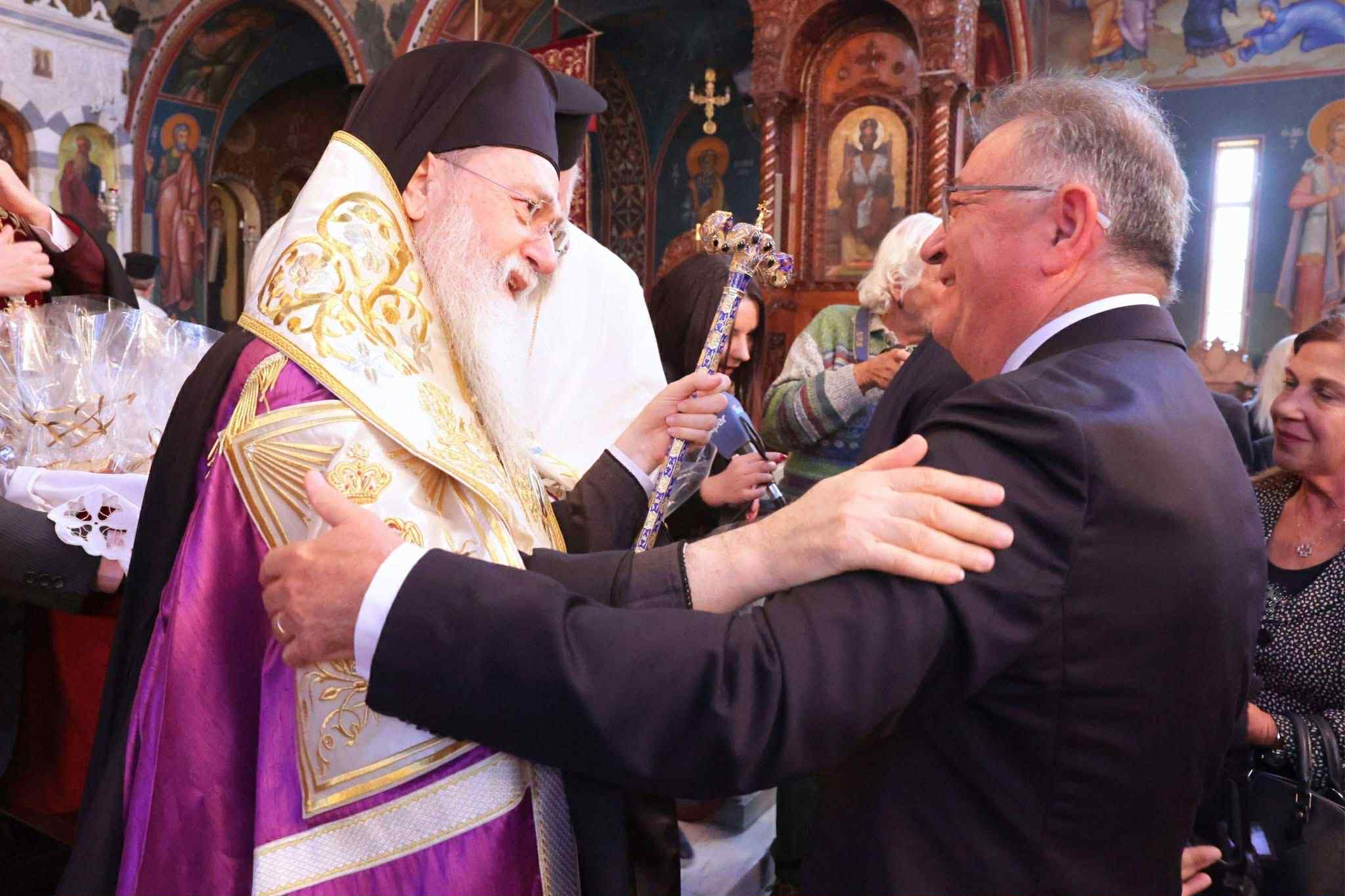 Ν. Σταυρέλης: Με βαθιά θλίψη οι Κορίνθιοι και οι Κορίνθιες αποχαιρετούν τον Πνευματικό τους Πατέρα