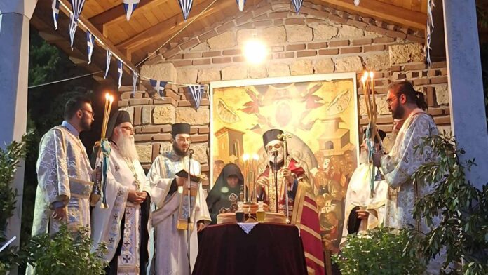 Με μεγαλοπρέπεια ο εορτασμός στη Μονή Παναγίας Μακρυράχης