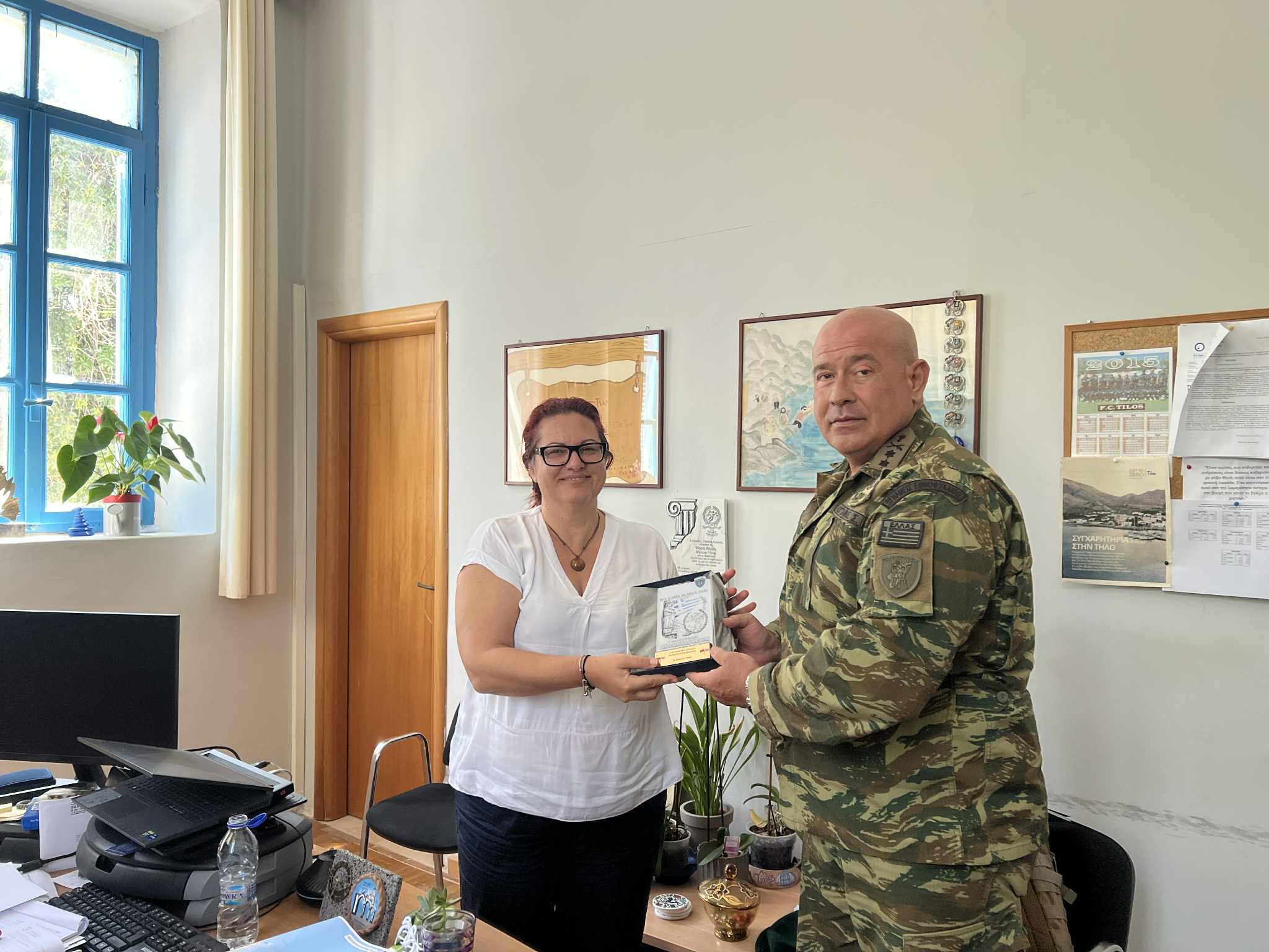 Εθιμοτυπική συνάντηση του Διοικητή της 95 ΑΔΤΕ με τη Δήμαρχο Τήλου