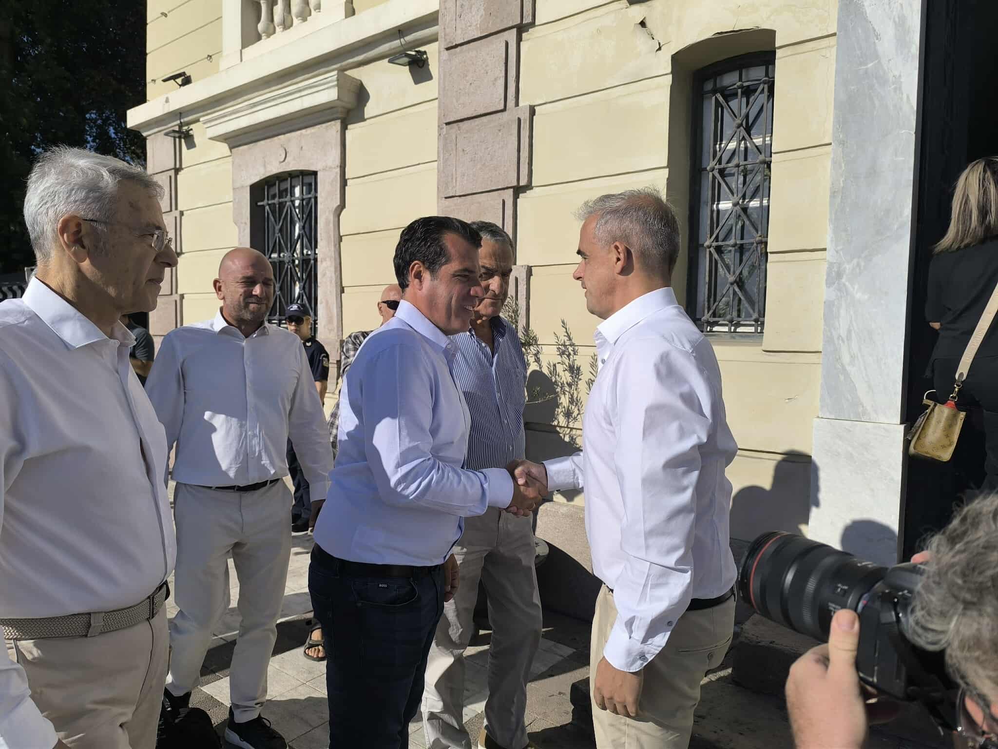 Πλεύρης από Λέσβο: «Δεν υπάρχει περίπτωση τα νησιά μας να δεχθούν επιβάρυνση από πουθενά»