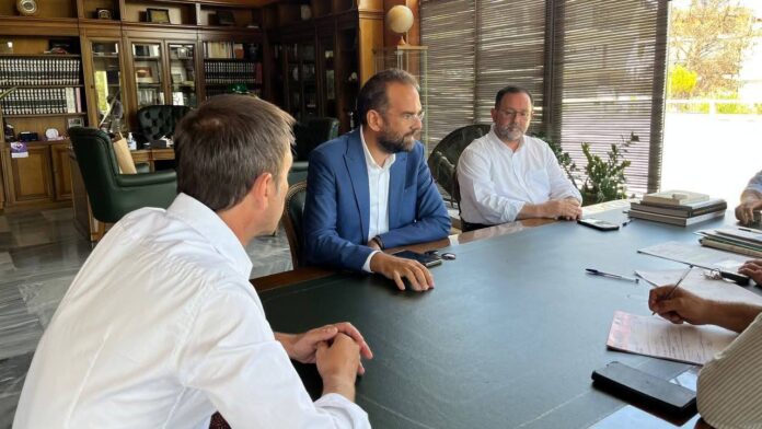 Ο Ν. Φαρμάκης στην Αρχαία Ολυμπία – Συνεργασία με δήμαρχο για γρήγορη αποκατάσταση των ζημιών