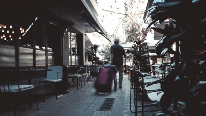 Mystreet: Τερματίστε την αυθαίρετη κατάληψη πεζοδρομίων με ένα «κλικ»
