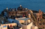 Ταξίδια στην εποχή του Instagram: Η μανία των likes και τα «honeypots» – «Αν δεν το μοιραστείς, είναι σαν να μην πήγες»