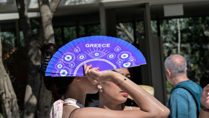 Λειτουργούν επτά κλιματιζόμενοι χώροι στον Δήμο Αθηναίων