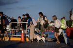 Σε πλήρη εξέλιξη η έξοδος του Αυγούστου: Γεμάτα αναχωρούν τα πλοία από τα λιμάνια και τα ΚΤΕΛ
