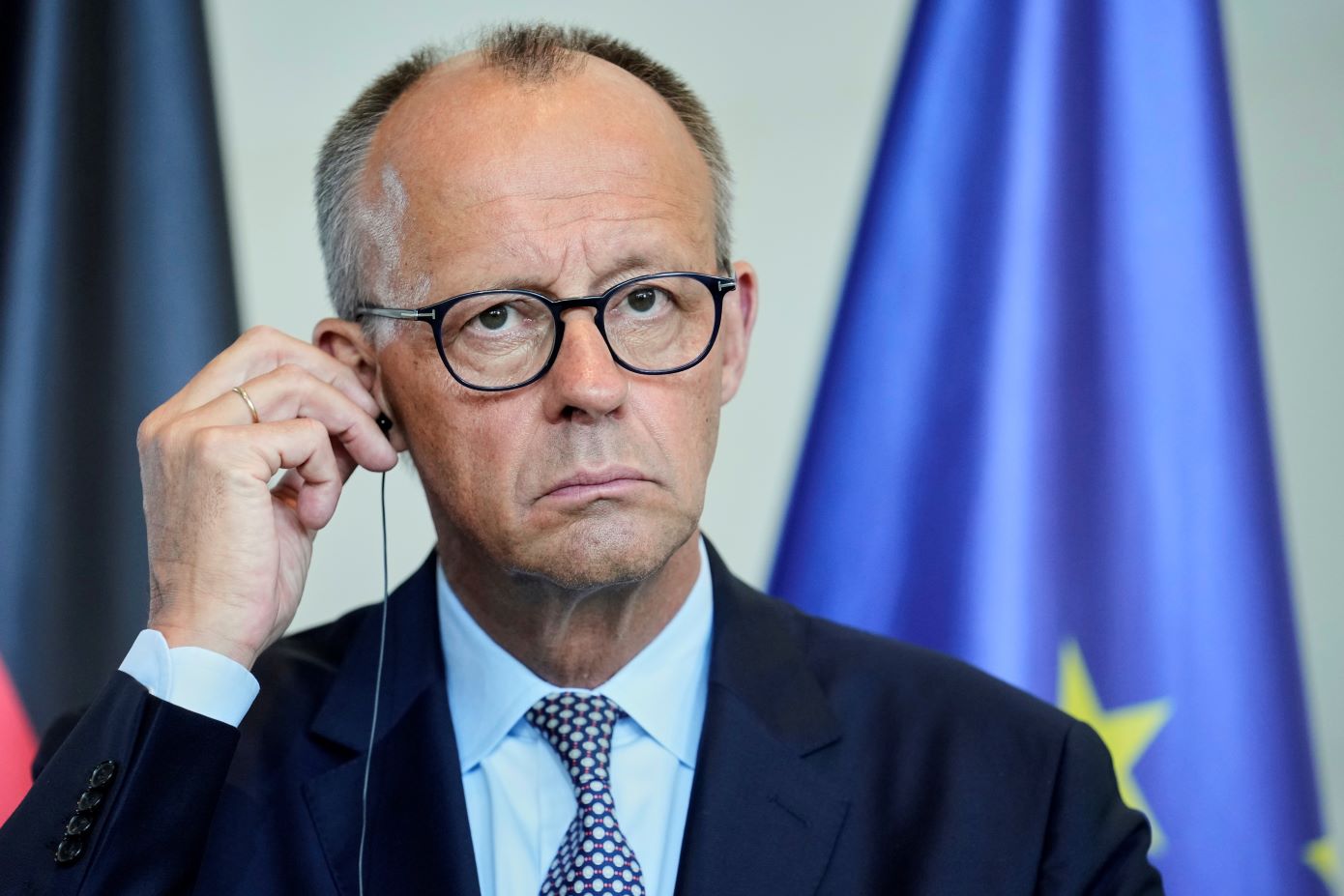 Η γερμανική οικονομία εισέρχεται σε ύφεση – Σοκαριστική παραδοχή από τον Φρίντριχ Μερτς: «Αντιμετωπίζουμε θεμελιώδη κρίση»