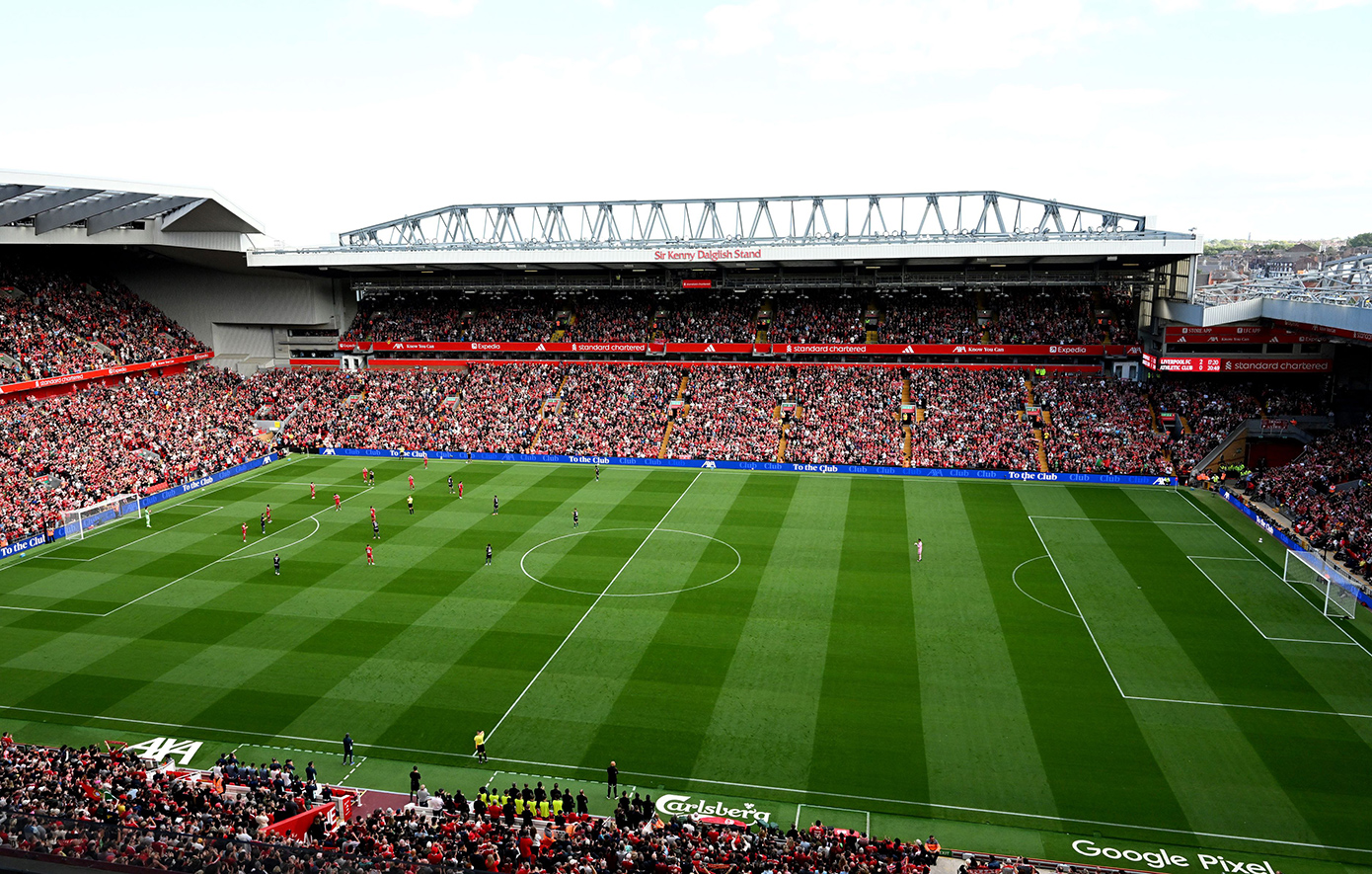 Λίβερπουλ Μεταγραφές 2025: Ρεκόρ επενδύσεων 300 εκατ. ευρώ για Βιρτς, Εκιτικέ & Κέρκεζ