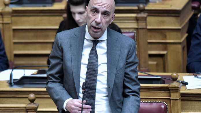 Μπρατάκος: Απαραίτητα και ωφέλιμα τα κυβερνητικά μέτρα για τη μείωση της γραφειοκρατίας στις επιχειρήσεις