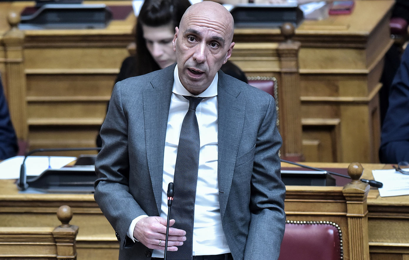 Μπρατάκος: Απαραίτητα και ωφέλιμα τα κυβερνητικά μέτρα για τη μείωση της γραφειοκρατίας στις επιχειρήσεις