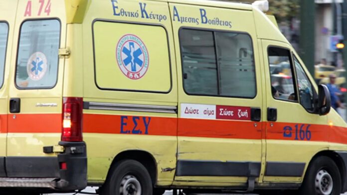 5χρονος στο νοσοκομείο έπειτα από σύγκρουση αυτοκινήτου με μηχανή στη Θεσσαλονίκη