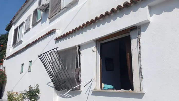 Συνελήφθη η ιδιοκτήτρια των καταλυμάτων στην Ασπροβάλτα μετά την έκρηξη φιάλης υγραερίου