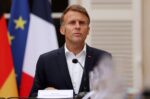 Μεγάλος οικονομικός κίνδυνος για τη Γαλλία εξαιτίας της πρόσφατης πολιτικής κρίσης – Τι ανησυχεί τους CEO και τους αναλυτές