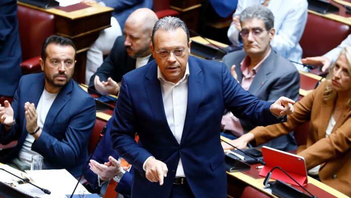 Επισκέψεις Φάμελλου στις πληγείσες από πυρκαγιές περιοχές σε Αττική, Αχαΐα, Αιτωλοακαρνανία, Πρέβεζα