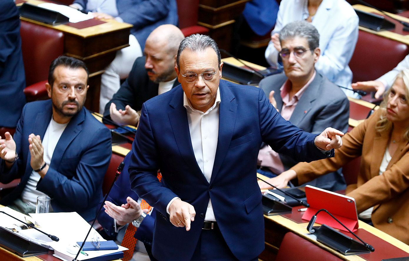 Επισκέψεις Φάμελλου στις πληγείσες από πυρκαγιές περιοχές σε Αττική, Αχαΐα, Αιτωλοακαρνανία, Πρέβεζα