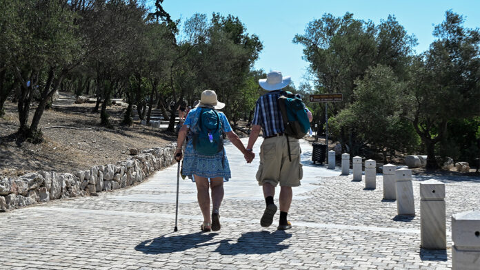 Θερμοκρασίες έως 34 βαθμούς σήμερα – Πότε θα μεταβληθεί ο καιρός με βροχές