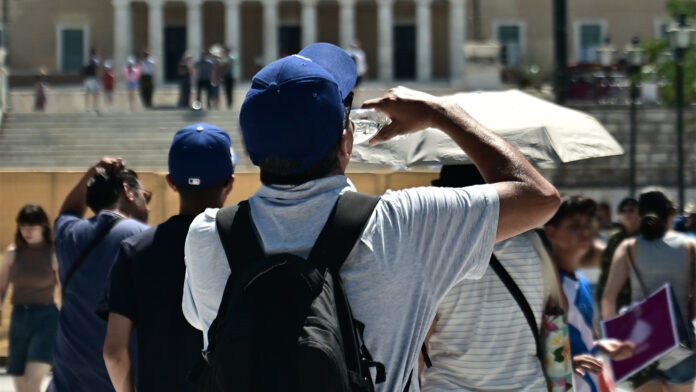 Ο Σεπτέμβριος θα είναι πιο ζεστός από το συνηθισμένο – Τι αποκαλύπτουν 400 σενάρια πρόγνωσης
