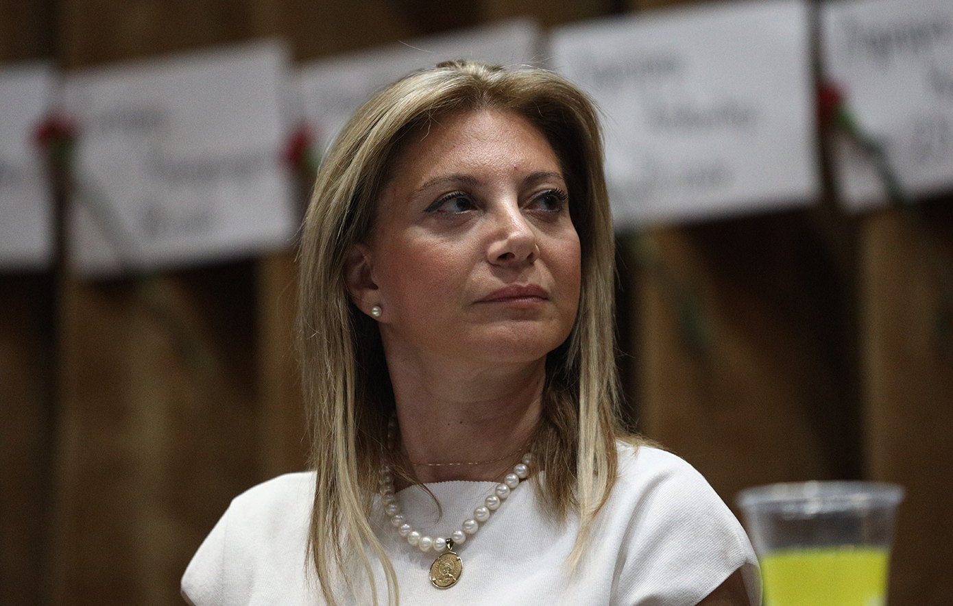 Καρυστιανού για το πόρισμα της πυροσβεστικής για τα Τέμπη: «Αίσχος – Πώς τολμούν να προσβάλλουν τις ψυχές των παιδιών μας;»