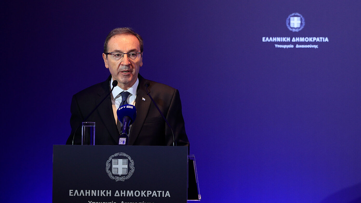 Μπούγας: Ο κ. Τσίπρας λείπει μόνο σε 17.000 βαρυποινίτες – Κάθε μήνα αποφυλακίζονταν 450 κρατούμενοι με τον νόμο Παρασκευόπουλου