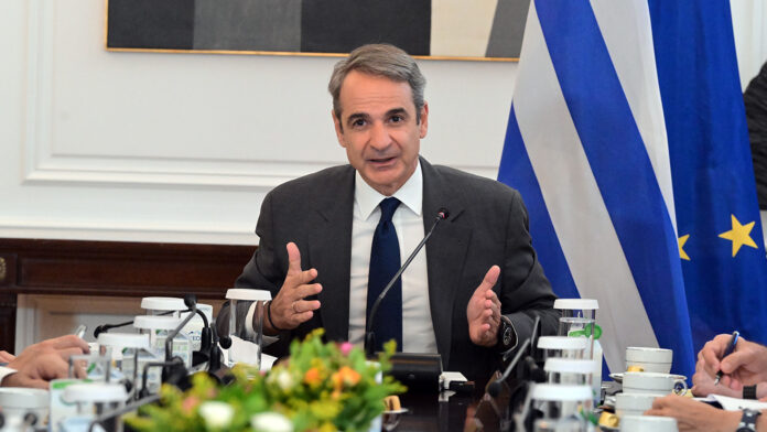 Υπουργικό με φορτωμένη ατζέντα και το βλέμμα στη ΔΕΘ