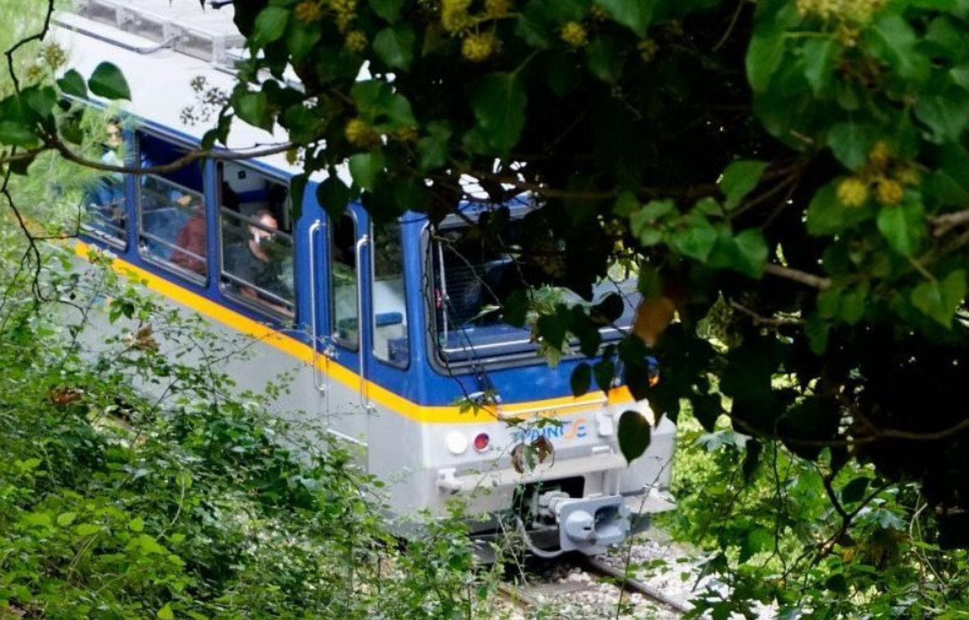 Συρμός του οδοντωτού στα Καλάβρυτα ακινητοποιήθηκε από βλάβη – Ανακοίνωση της Hellenic Train