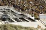 Αφόρητη η δυσοσμία στην Πάτμο – Σοβαρός ο κίνδυνος για την υγεία των κατοίκων από τα λύματα – Παρέμβαση της ΕΥΔΑΠ για βιολογικό καθαρισμό