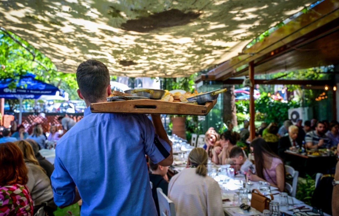 Αντίδραση του υπ. Εργασίας στις κατηγορίες του ΠΑΣΟΚ για εργασιακό μεσαίωνα: Προσπαθεί να εκφοβίσει τους πολίτες