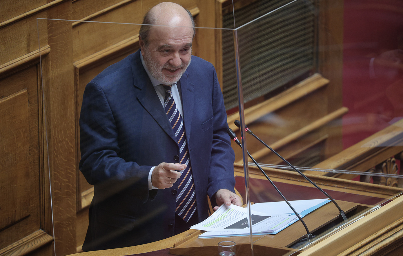 Συγκλονίζει ο Αλεξιάδης για Βεσυρόπουλο: «Ένιωσα αδιαθεσία στη Βουλή, με καλούσε καθημερινά να δει πώς είμαι»