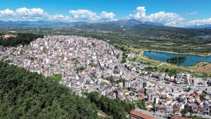 Συγκέντρωση σχολικών προμηθειών για παιδιά ευάλωτων ομάδων στον Δήμο Αρταίων