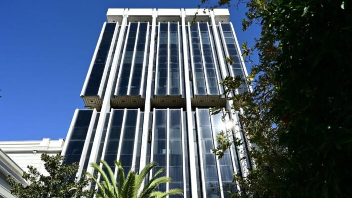 ΑΣΕΠ 2Γ/2025: Άνοιξαν οι αιτήσεις για 145 σταθερές θέσεις στο Υπουργείο Εξωτερικών