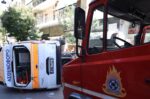Θανάσιμος τραυματισμός για τον επιβάτη του ασθενοφόρου που ανετράπη στο Γουδί