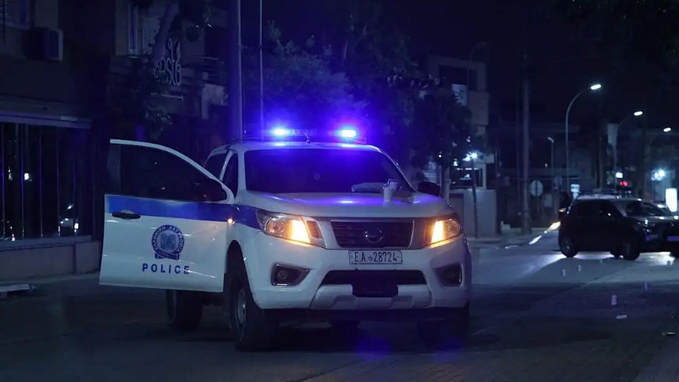 Άνδρας εκφόβισε 20χρονο με στιλέτο απαιτώντας να βγάλει τη φανέλα του Παναθηναϊκού