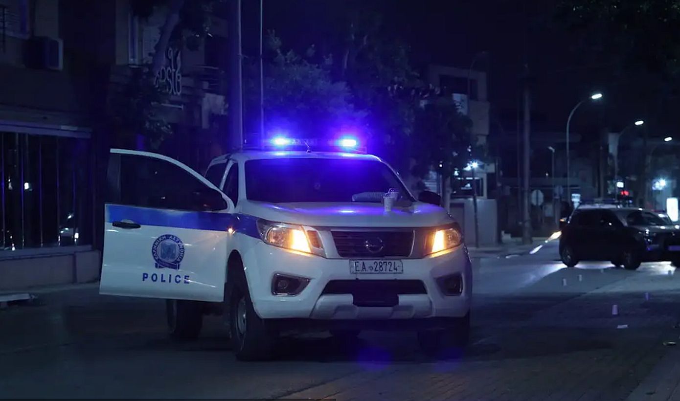 Άνδρας εκφόβισε 20χρονο με στιλέτο απαιτώντας να βγάλει τη φανέλα του Παναθηναϊκού