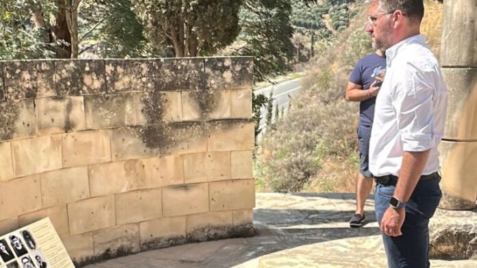 Ο Δήμος Μαλεβιζίου απέτισε φόρο τιμής στους ήρωες των Καλεσών