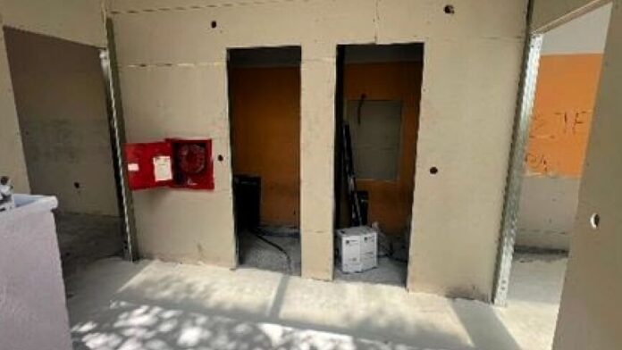 Συντηρητικές εργασίες σε σχολικά κτίρια του Δήμου Αγίου Νικολάου