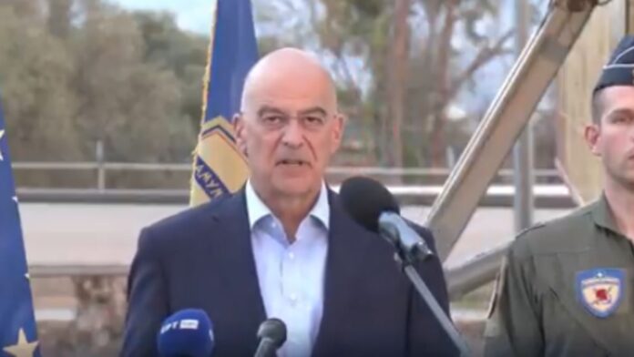 Δένδιας: Οι Ένοπλες Δυνάμεις υποστηρίζουν την κοινωνία και ενδυναμώνουν τη συλλογική ασφάλεια