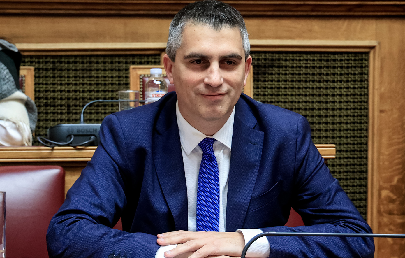 Χρίστος Δήμας: Αναβαθμίζουμε την ασφάλεια των αεροδρομίων με 18 καινούργια πυροσβεστικά οχήματα και νέες προσλήψεις προσωπικού