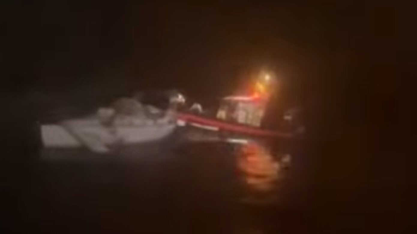 Συνελήφθη ο καπετάνιος του ιστιοφόρου που βρέθηκε σε κίνδυνο κοντά στη Μύκονο