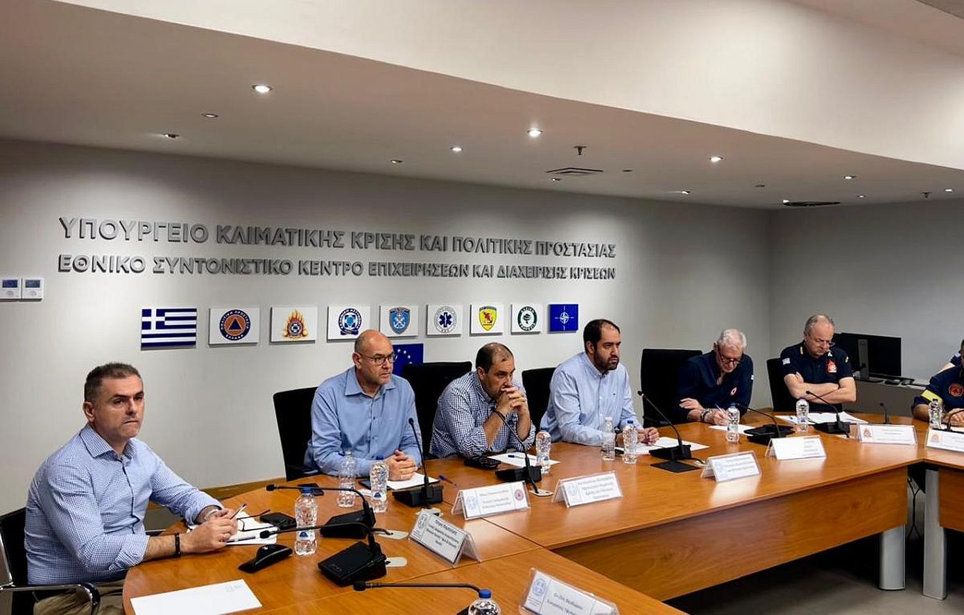 Σύσκεψη κορυφής με τον Γιάννη Κεφαλογιάννη για τους θυελλώδεις ανέμους – Ο κρατικός μηχανισμός σε πλήρη ετοιμότητα