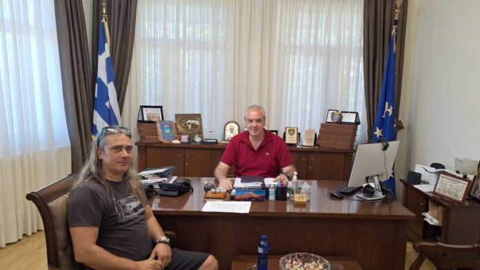 Δ.Ελασσόνας: Τοποθέτηση και Προμήθεια Ανελκυστήρων Σκάλας για ΑμεΑ