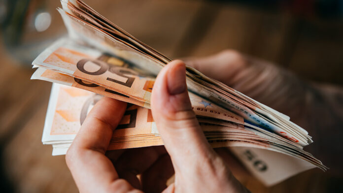 Ετήσια επιδότηση 250 ευρώ – Ποιοι είναι οι δικαιούχοι