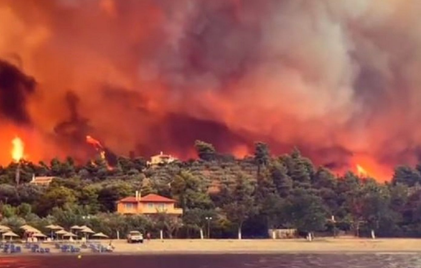 Πυρκαγιά στην Εύβοια: Υπό διερεύνηση 6 ανήλικοι για πιθανή συμμετοχή στις φωτιές