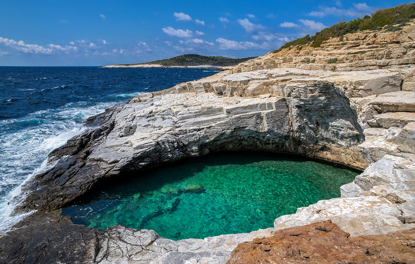 Η Θάσος, εκτός από τις μαγευτικές παραλίες, διαθέτει ένα μουσείο-θησαυρό που «ταξιδεύει» τους επισκέπτες