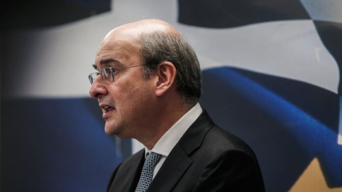 Χατζηδάκης: Πατριωτισμός δεν είναι οι φωνές του κάθε δημαγωγού, αλλά η ενδυνάμωση της οικονομίας και των Ενόπλων Δυνάμεων
