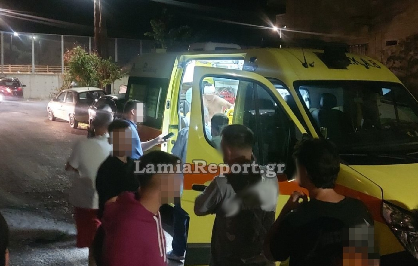 Βίαιη σύγκρουση νεαρών στα Καμένα Βούρλα – Τέσσερις τραυματίες οδηγήθηκαν στο νοσοκομείο