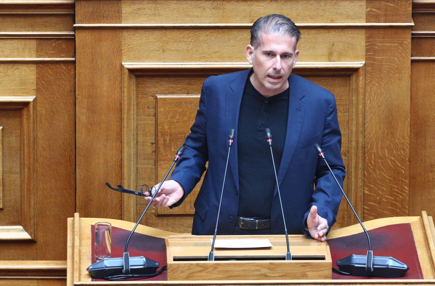 Καραναστάσης: Από τη Λάρισα στον Λυκαβηττό, είπα στην Αθήνα «εσένα θα σε κερδίσω» και το πέτυχα